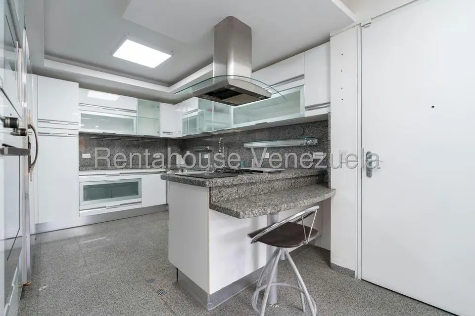Apartamento (Multiples Niveles) en Venta en Macaracuay, Distrito Metropolitano - 12