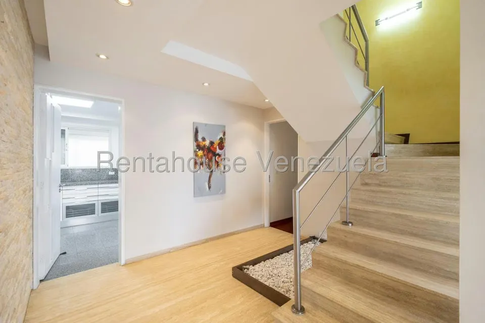 Apartamento (Multiples Niveles) en Venta en Macaracuay, Distrito Metropolitano - 18