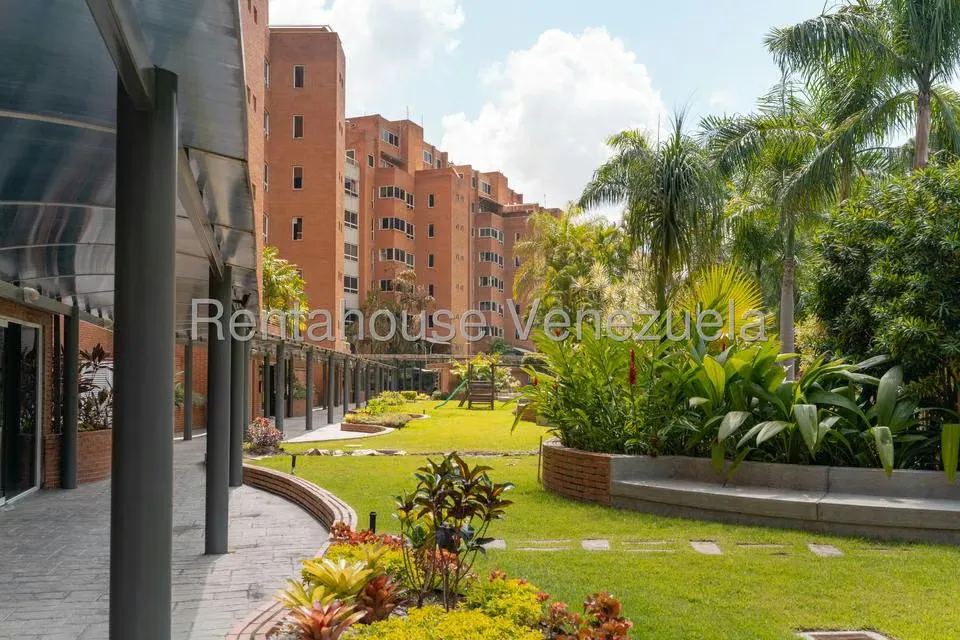 Apartamento (Multiples Niveles) en Venta en Macaracuay, Distrito Metropolitano - 3