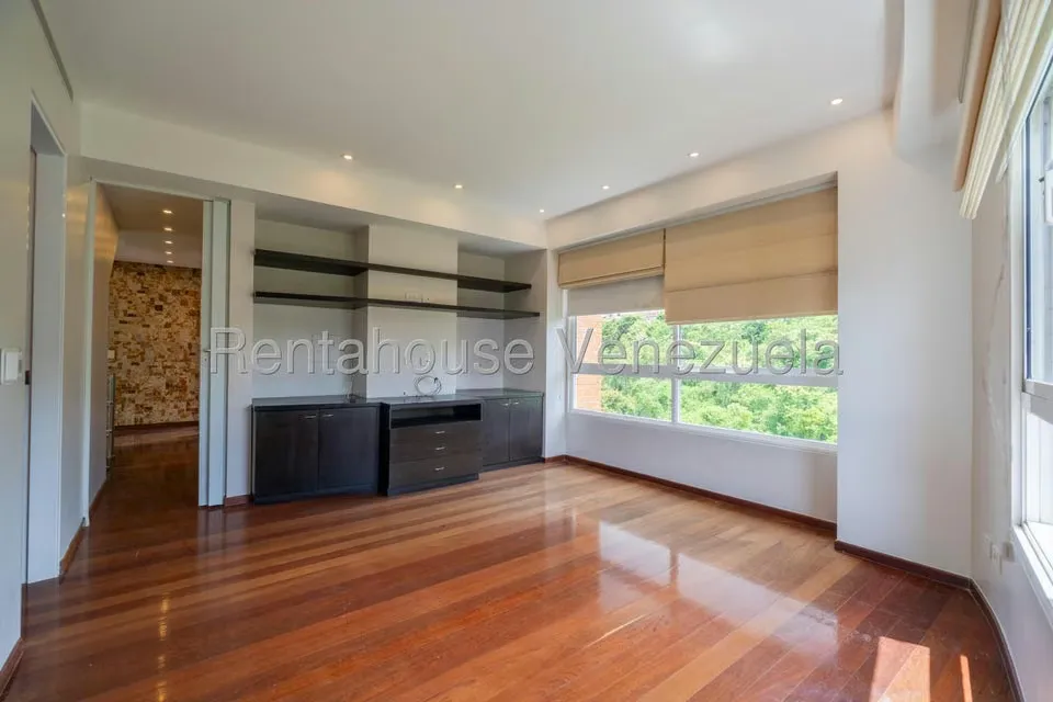 Apartamento (Multiples Niveles) en Venta en Macaracuay, Distrito Metropolitano - 32