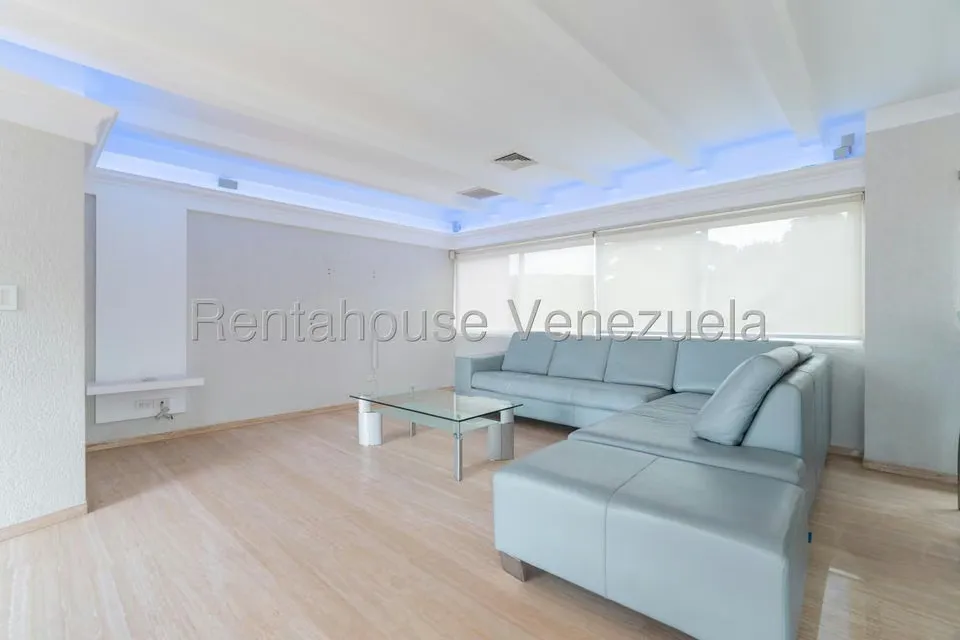 Apartamento (Multiples Niveles) en Venta en Macaracuay, Distrito Metropolitano - 37
