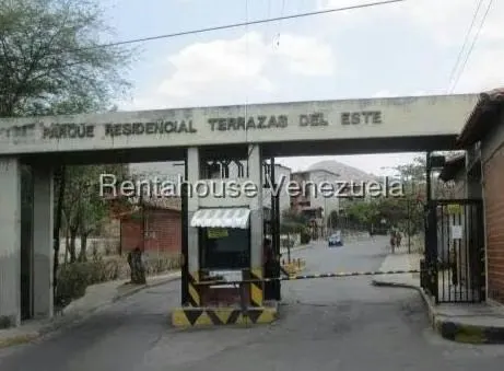 Apartamento (1 Nivel) en Venta en Terrazas del Este, Miranda