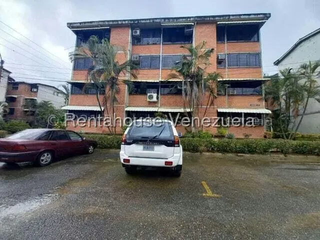 Apartamento (1 Nivel) en Venta en Terrazas del Este, Miranda - 2