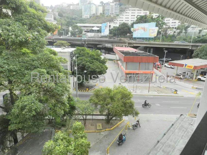 Oficina en Venta en Las Mercedes, Distrito Metropolitano - 25