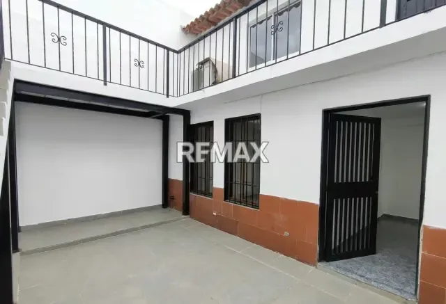 Casa en Venta Urb. Matalinda Araguaney - 18