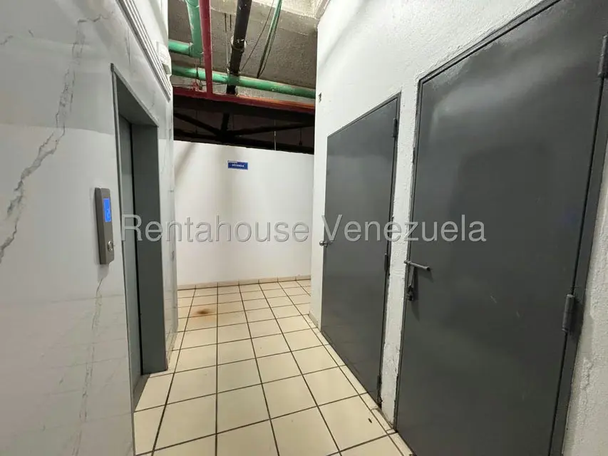 Apartamento (1 Nivel) en Venta en Porlamar, Nueva Esparta - 18