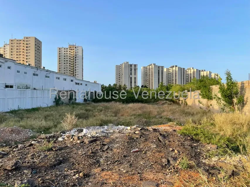 Terreno (Residencial) en Venta en Lago Mar Beach, Zulia