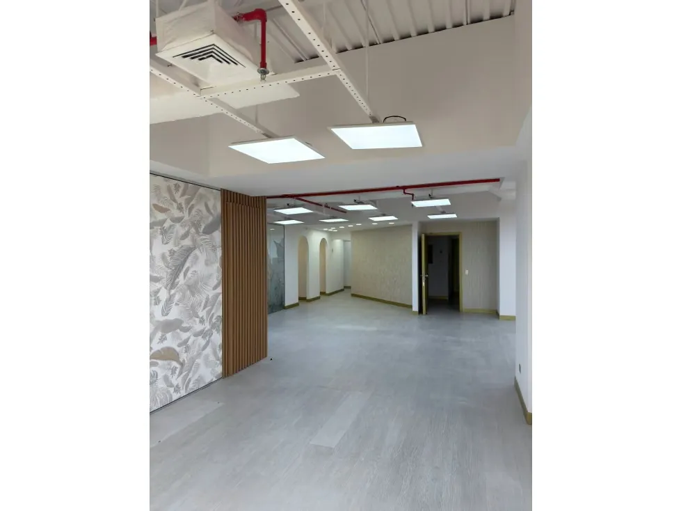 oficina en Alquiler en Las Mercedes 190 mts2 - 13