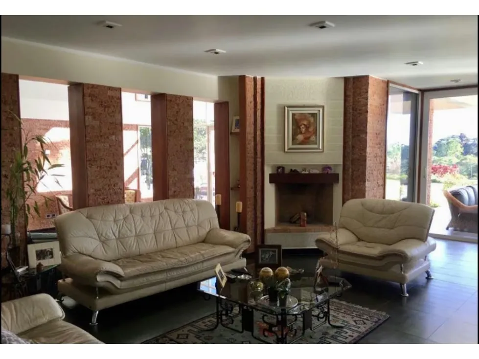 Se vende casa 800m2 La Lagunita 6474 - 7