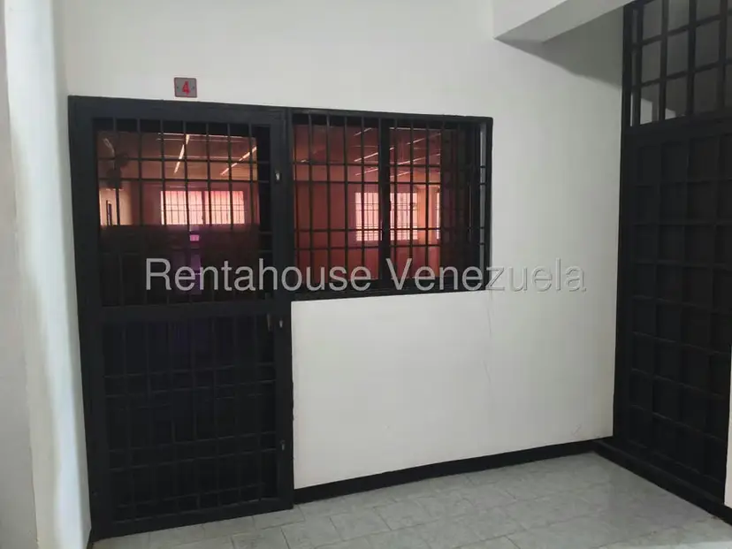 Comercial (Local Comercial) en Alquiler en Santa Fe, Falcon