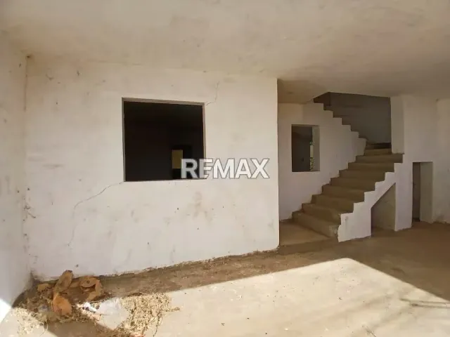 Se Vende Apartamento en Urbanismo Privado Coro Edo. Falcón - 2