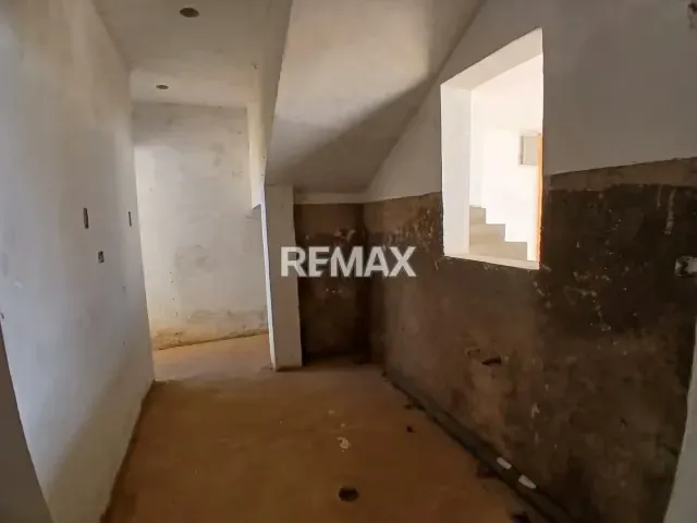 Se Vende Apartamento en Urbanismo Privado Coro Edo. Falcón - 5