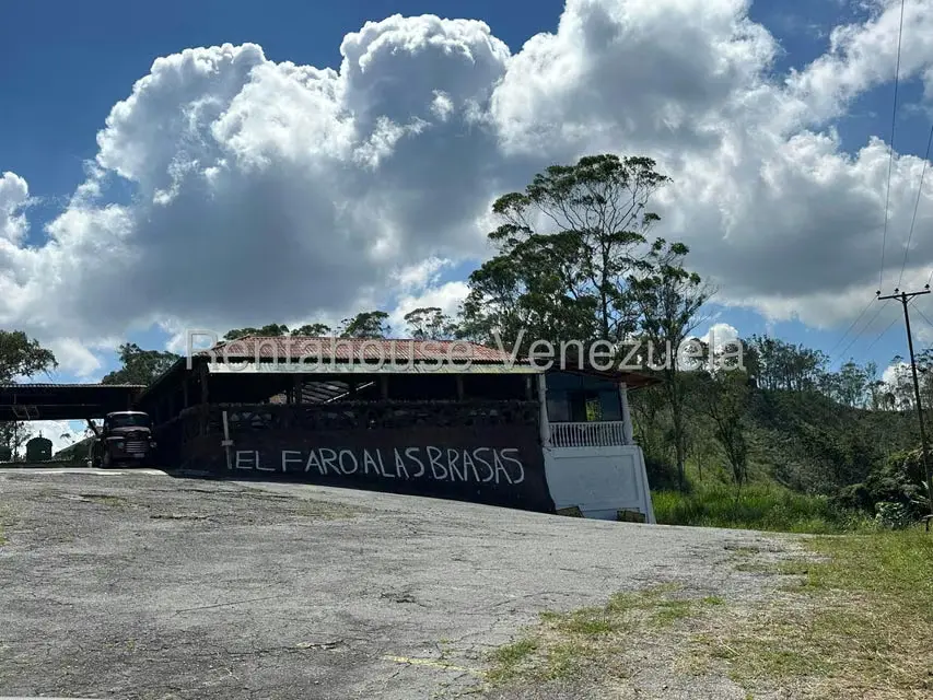 Casa (Multipes Niveles) en Venta en La Peña, Miranda - 33