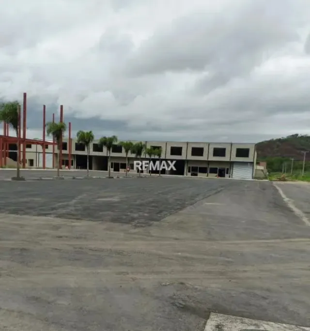 Venta de Galpon en San Diego Zona Industrial Monte Real 504 mts2 - 2