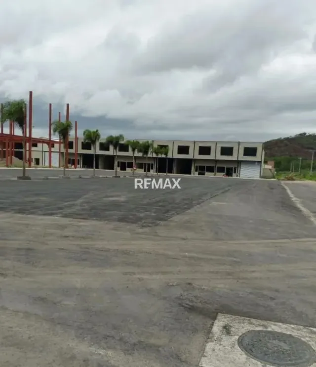 Venta de Galpon en San Diego Zona Industrial Monte Real 504 mts2 - 9