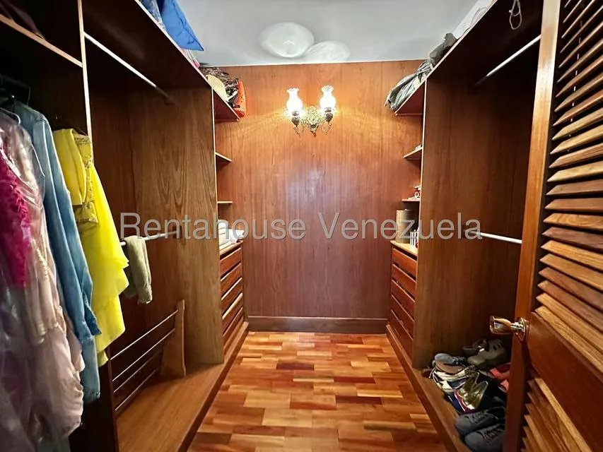 Apartamento (Penthouse) en Alquiler en La Lagunita Country Club, Distrito Metropolitano - 21