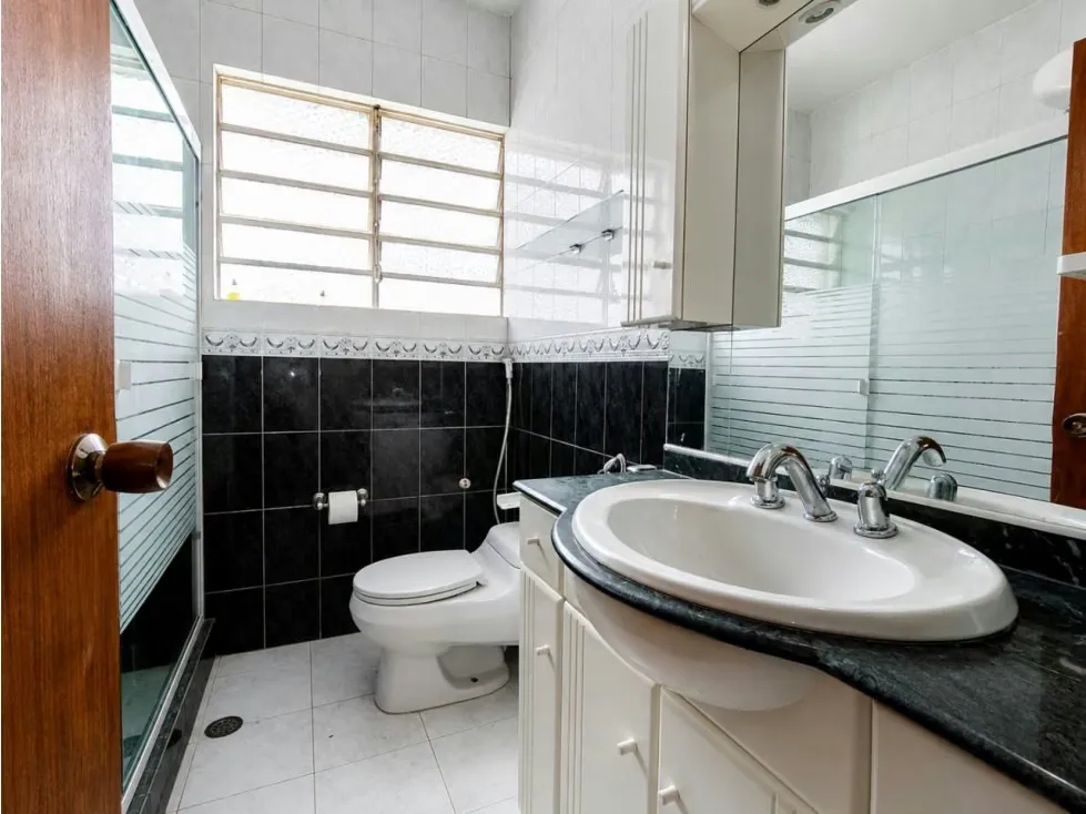 Casa en Venta en Los Palos Grandes, Caracas - 18