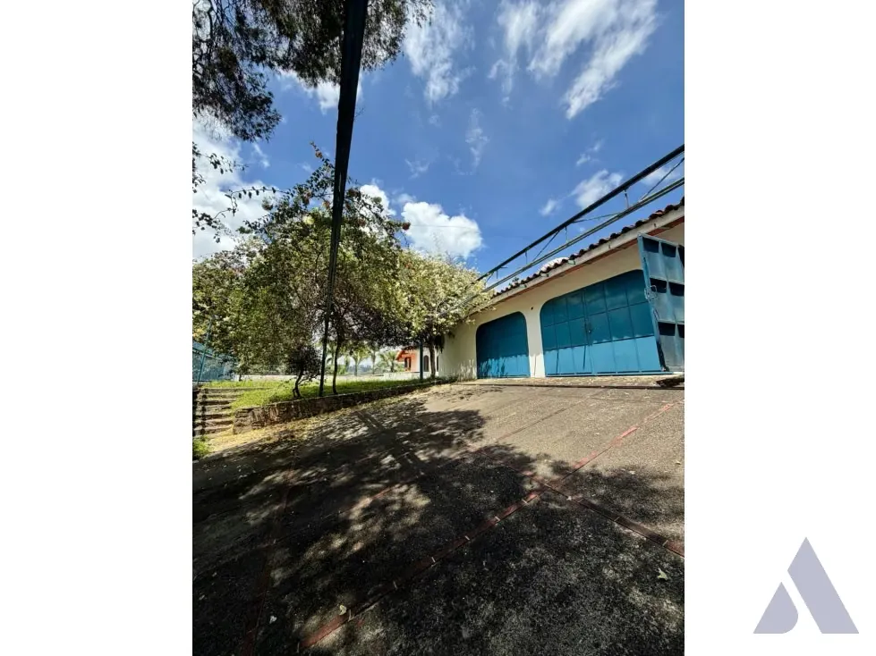 Vendo casa para remodelar 1200m2 Caurimare 6663 - 2