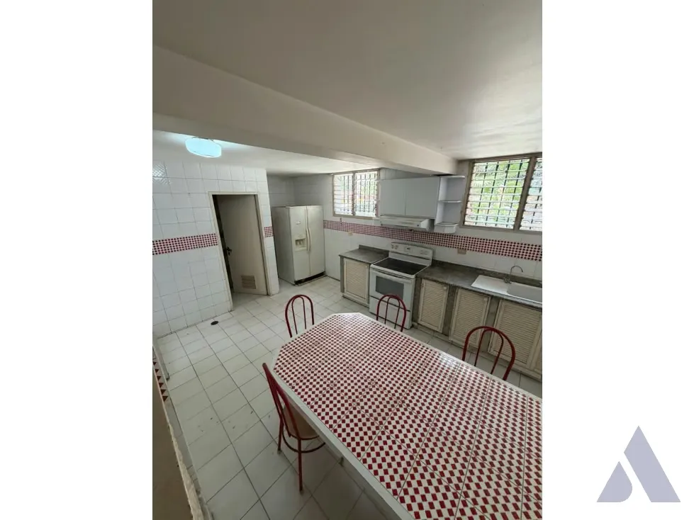 Vendo casa para remodelar 1200m2 Caurimare 6663 - 8