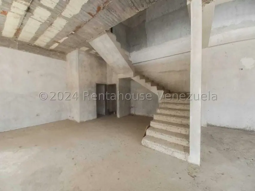 Local Comercial en Venta en Avenida Aragua, Aragua - 12