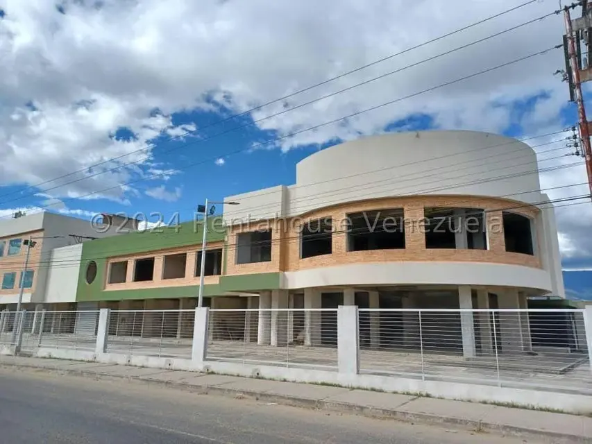 Local Comercial en Venta en Avenida Aragua, Aragua - 4