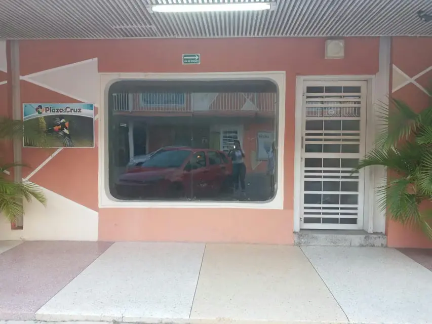 Comercial (Local Comercial) en Alquiler en Centro, Lara - 2