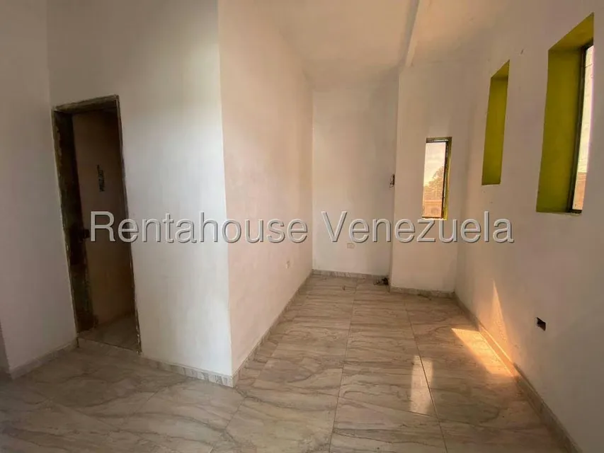 Casa (Multipes Niveles) en Venta en Carret Guacara - San Joaquin, Carabobo - 26