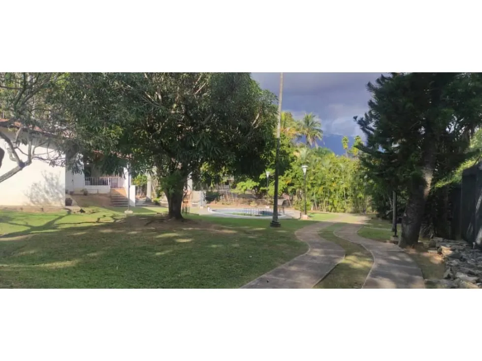 Vendo casa 1097m2 6h/7b/12p Valle Arriba 5184 - 10