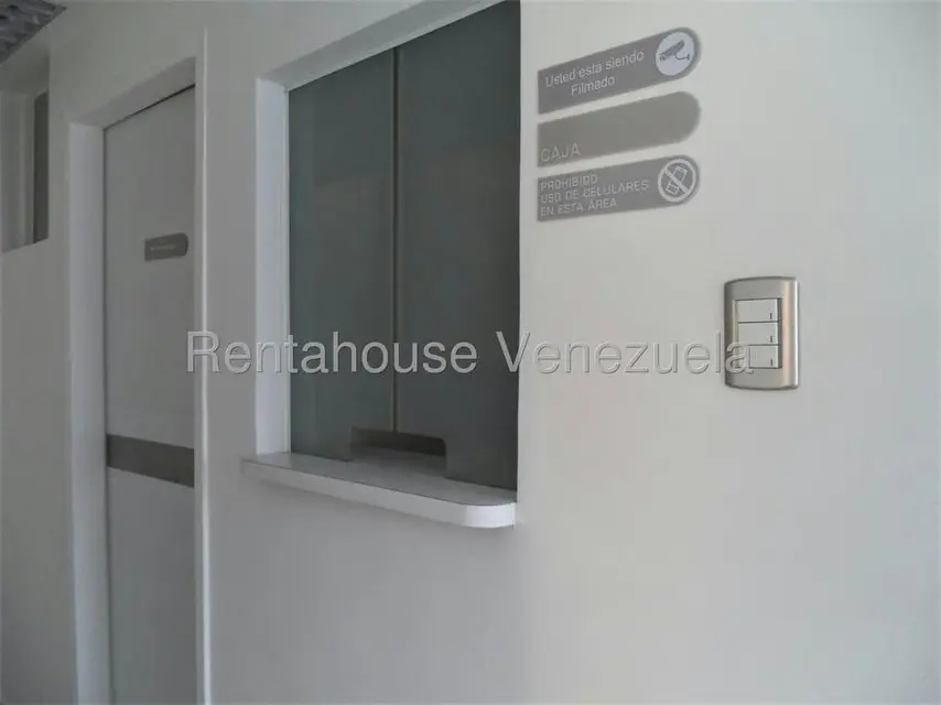 Consultorio Medico en Venta en Municipio Guaicaipuro, Miranda - 9