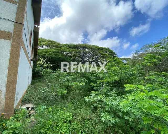 OPORTUNIDAD ÚNICA: EN VENTA LOCAL COMERCIAL + 2 APTS SOBRE 2.128 M² + 1,064M² DE TERRENO EN MARGARITA. ¡EL ACTIVO ESTRATÉGICO QUE NECESITAS PARA CRECER CON VISIÓN, SOLIDEZ Y CERCANÍA AL MAR! - 16