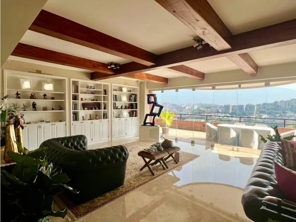En Venta Casa Townhouse Sorocaima. Baruta Caracas - 2
