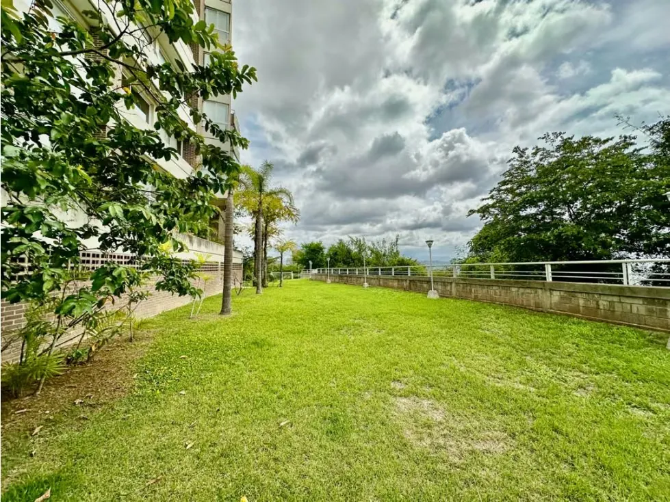Se vende apto 270m2 4h+s/5b/4p Mirador de Los Campitos - 8