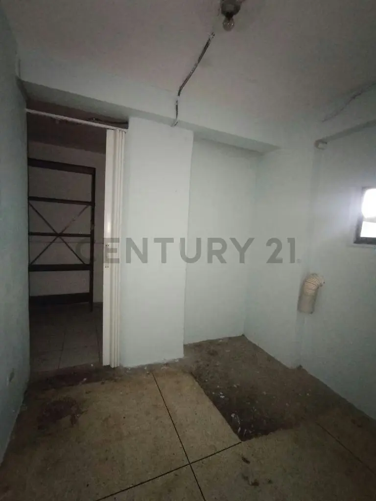 Venta de Local comercial en Quinta Crespo visibilidad estratégica - 6