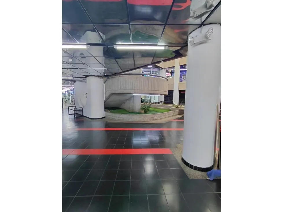 VENTA DE LOCAL COMERCIAL Y FONDO DE COMERCIO ENSABANA GRANDE - 2