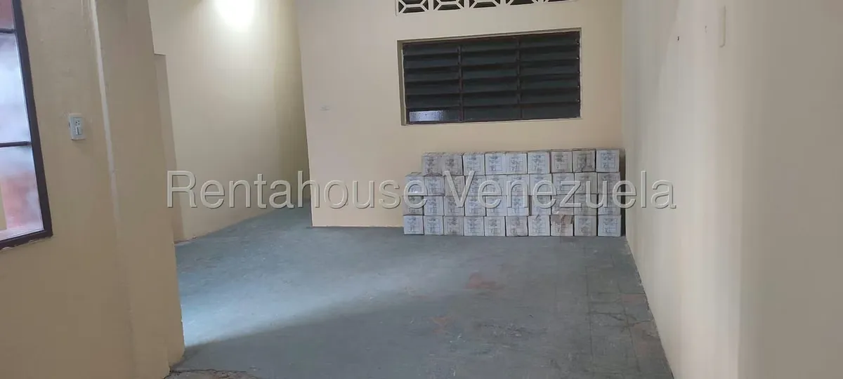 Casa (1 Nivel) en Alquiler en Santa Rosa, Carabobo - 2