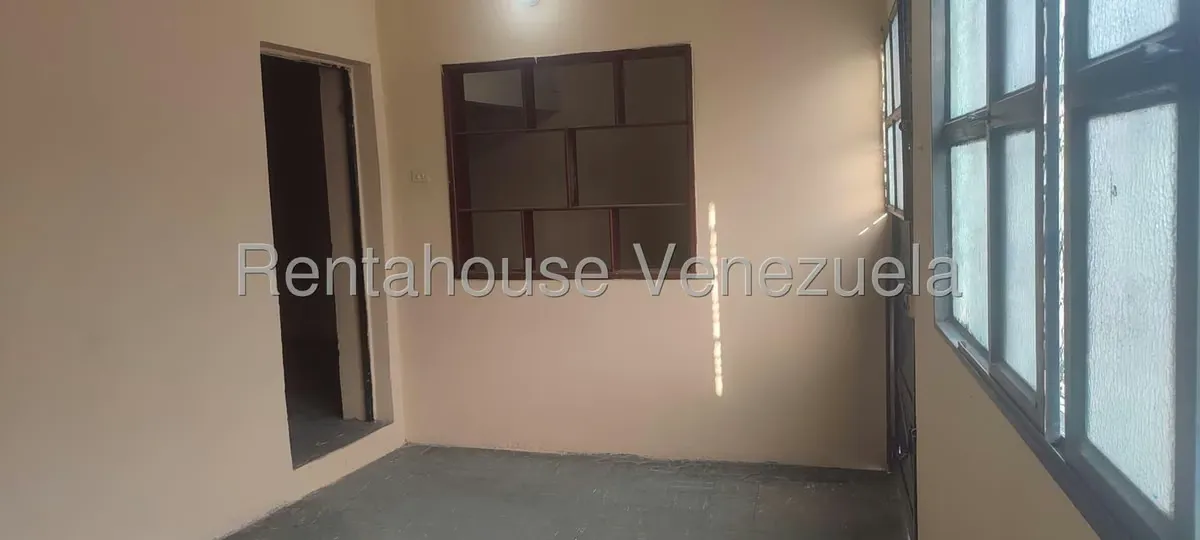 Casa (1 Nivel) en Alquiler en Santa Rosa, Carabobo - 3