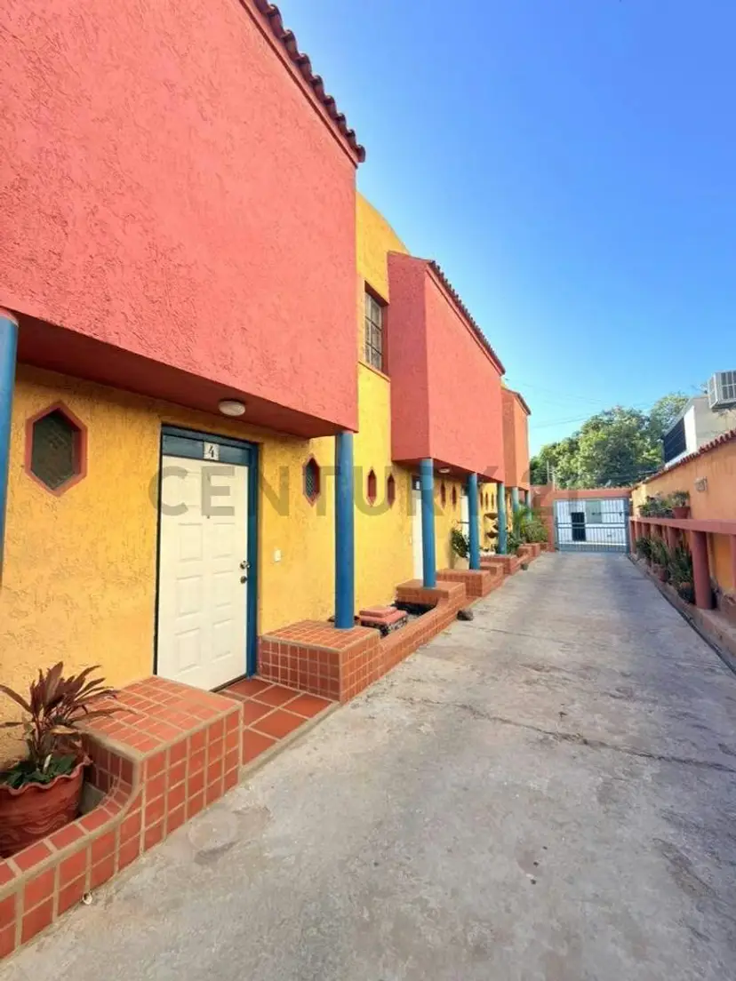 en venta town house en lecheria