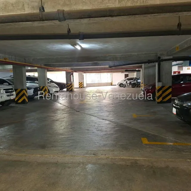 Apartamento (1 Nivel) en Venta en Terrazas del Avila, Distrito Metropolitano - 23