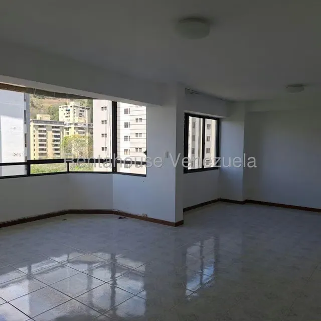 Apartamento (1 Nivel) en Venta en Terrazas del Avila, Distrito Metropolitano - 4
