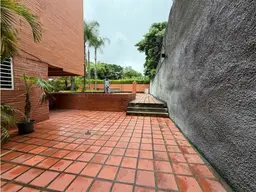 Vista 44