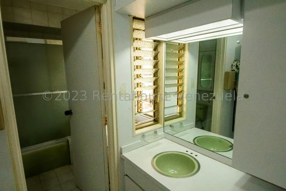 Apartamento (1 Nivel) en Venta en San Bernardino, Distrito Metropolitano - 13