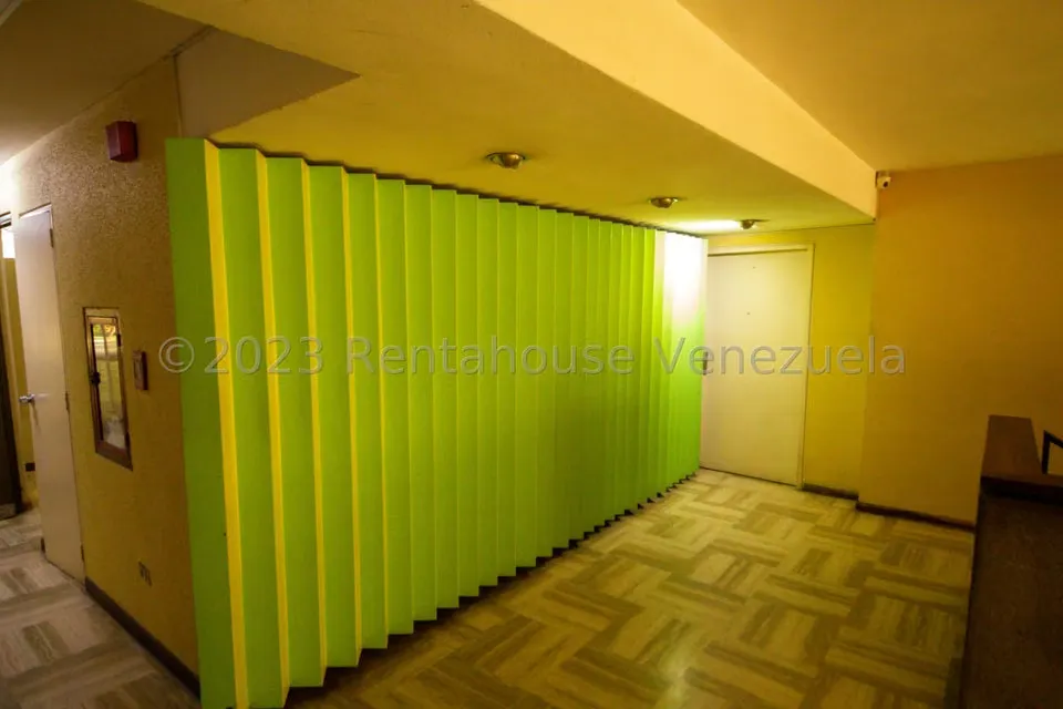 Apartamento (1 Nivel) en Venta en San Bernardino, Distrito Metropolitano - 3