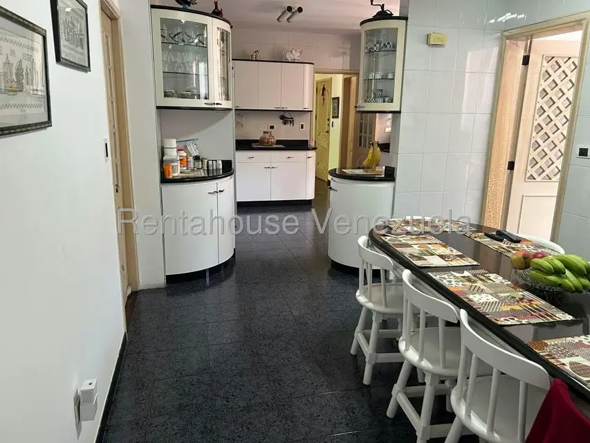 Apartamento (Multiples Niveles) en Venta en Miranda, Distrito Metropolitano - 11