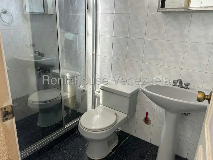 Apartamento (Multiples Niveles) en Venta en Miranda, Distrito Metropolitano - 28
