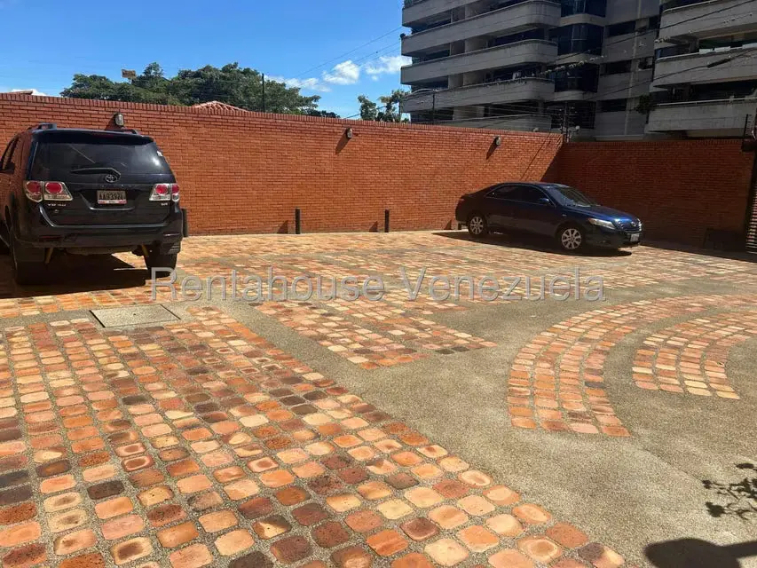 Apartamento (Multiples Niveles) en Venta en Miranda, Distrito Metropolitano - 38