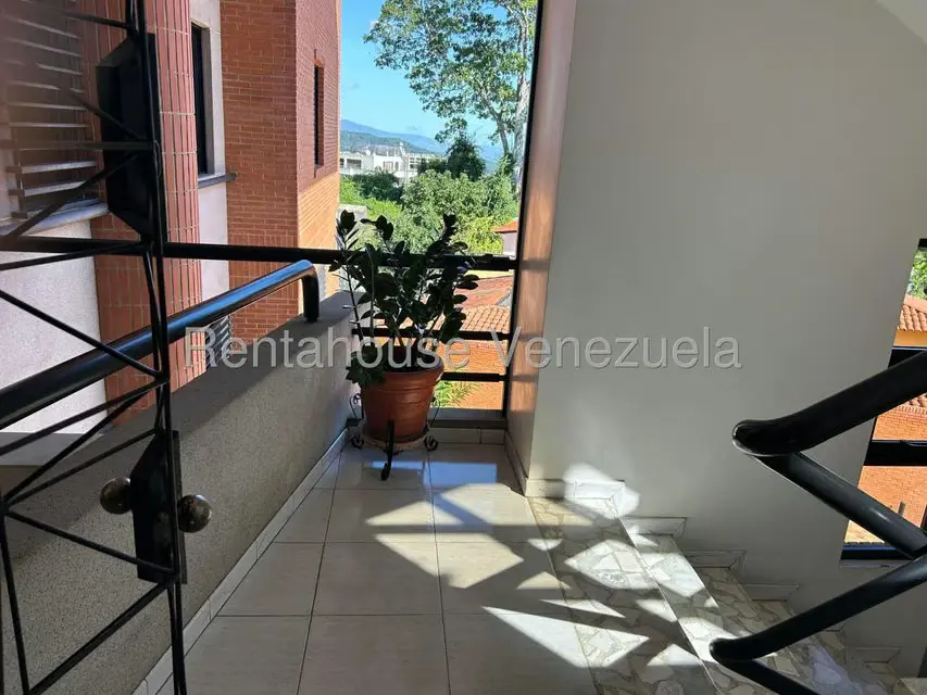 Apartamento (Multiples Niveles) en Venta en Miranda, Distrito Metropolitano - 42