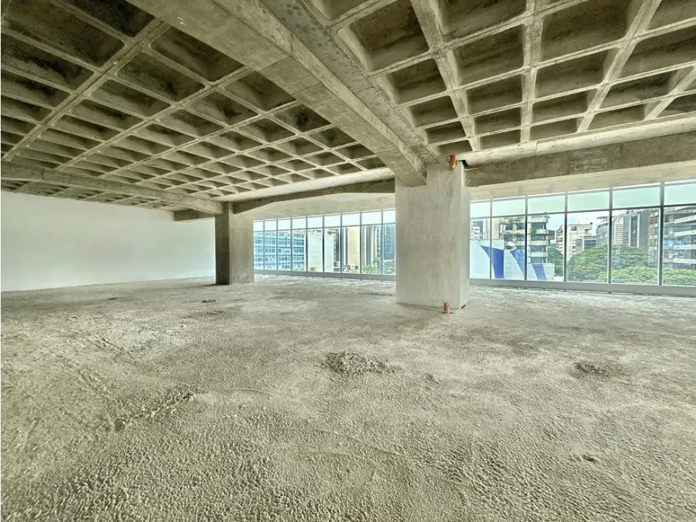 Se vende/alquila oficina 1500 m2 El Rosal - 11