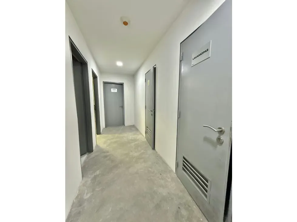 Se vende/alquila oficina 1500 m2 El Rosal - 6