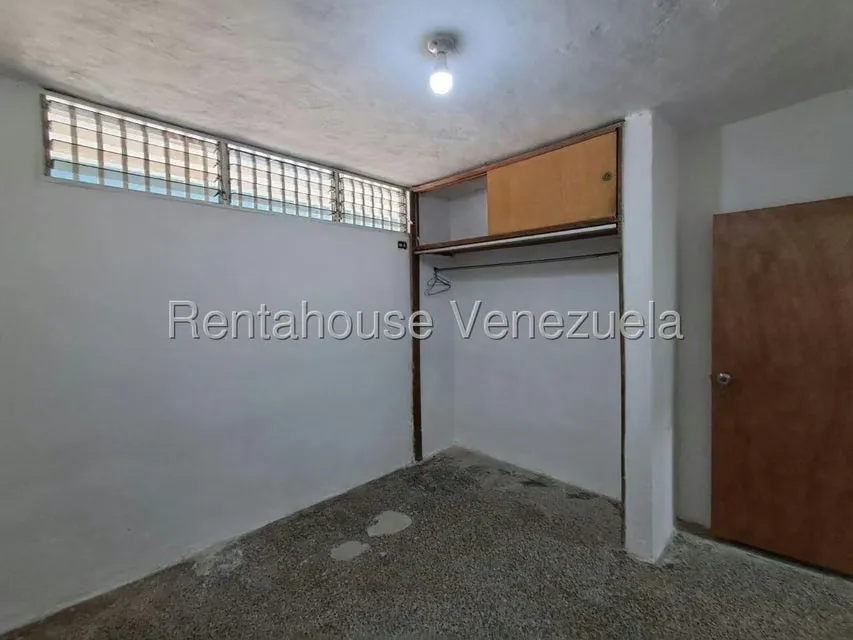 Apartamento (1 Nivel) en Alquiler en Caña de Azucar, Aragua - 12