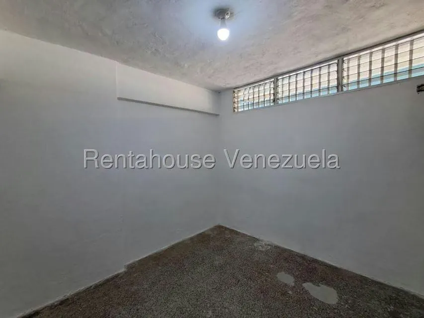 Apartamento (1 Nivel) en Alquiler en Caña de Azucar, Aragua - 15